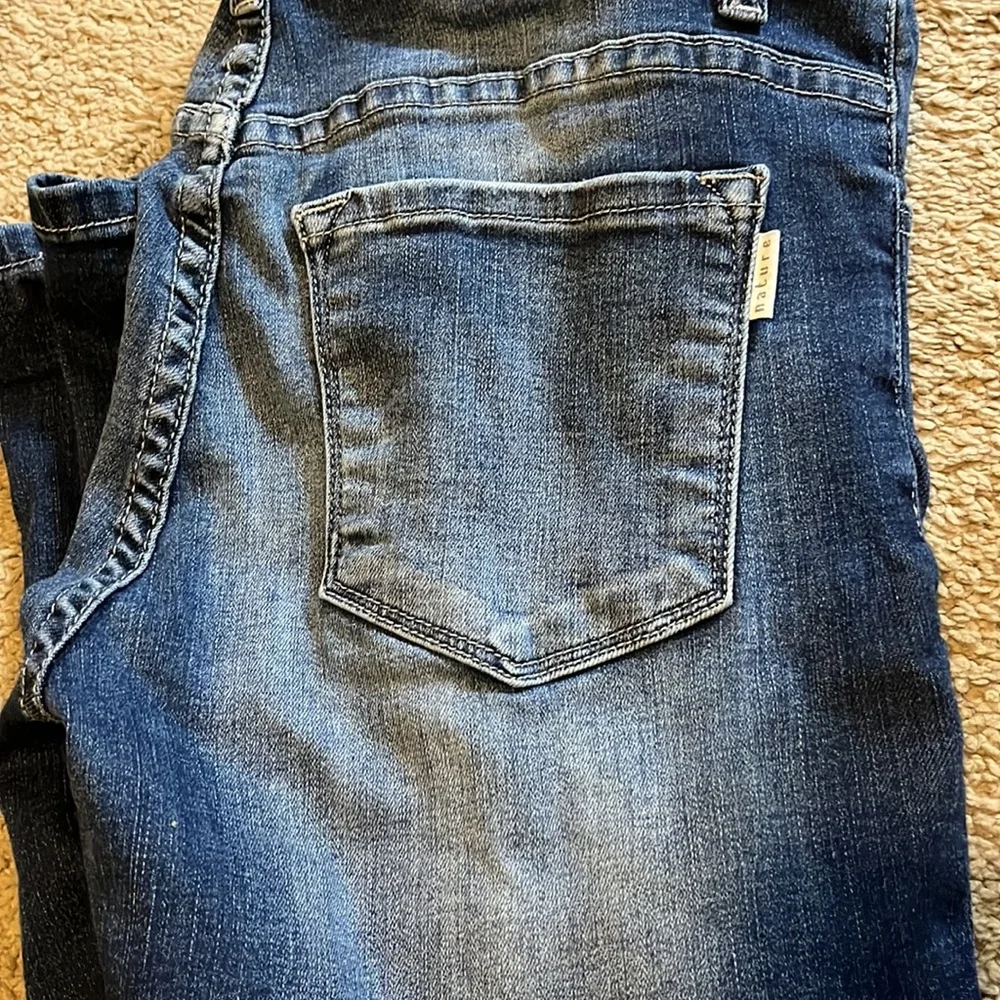 Jeans - Picture 2 of 3